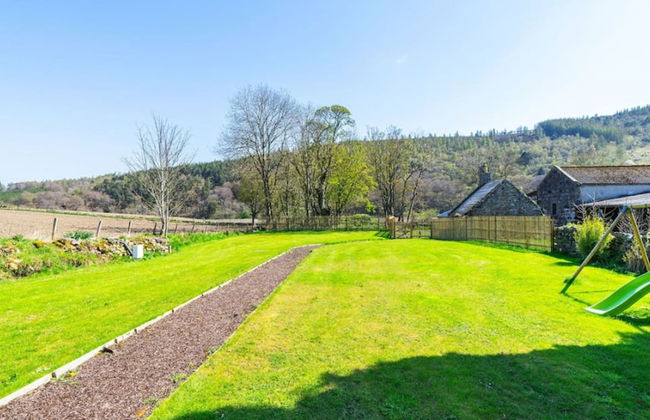 Kirkton Family Farmhouse With Hot Tub Alford Aberdeenshire - Photo 17