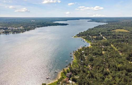 Lakefront Escape Dock Fire Pit Sleeps 14 - Foto 37