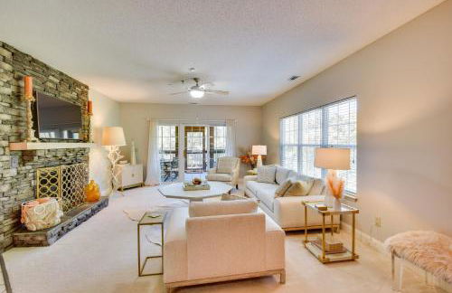 Balcony and Golf Course View! Condo at Kingwood - Foto 6