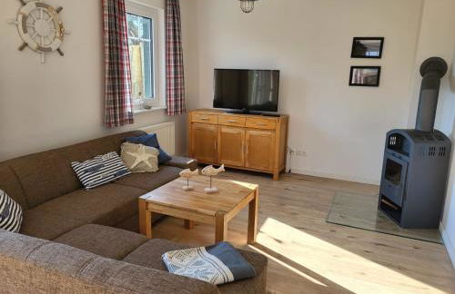 Ferienhäuser Hühnergott und Kranichnest, Sauna, Kamin und Garten - Foto 10