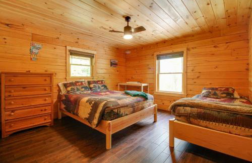 Londonderry Chalet w/ Deck, Fire Pit & Views! - Foto 22