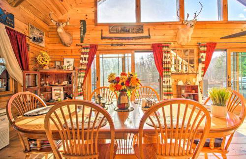 Chic Brandon Cabin with Pool, Hot Tub and Sauna! - Foto 8