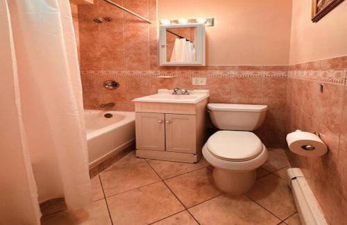 NY - NJ Tennis Suites - Sleeps 40 - 15 Mins to NYC - Foto 60