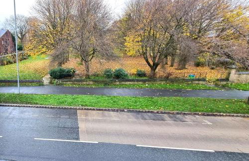 2 Bedroom Flat Free Parking Fast Wi-Fi Self Check-in Visit Manchester Oldham Bury - Foto 11