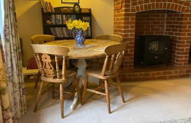 Strongate Cottage Rural Retreat - near Bridport & Jurassic Coastline - Photo 7