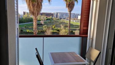 Le Grand Large T2 climatisé à 200 m plage, parking - Foto 1, Garden view