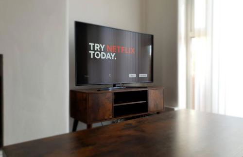 Spacious 3BR - Nr Clifton Train Station 510min walk - Garden Free Parking - Foto 9