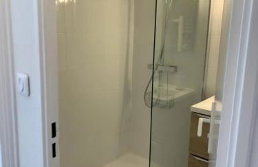 Cap One, au cœur de Cap Esterel VUE MER & PISCINES - Accès piscines et parking couvert inclus - Foto 19