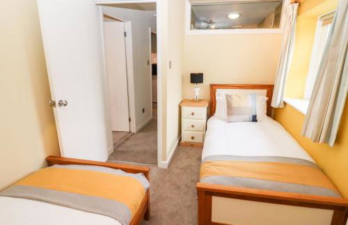 The Carriage - Photo 16