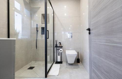 Majestic House - 2 BR - Borehamwood Station - Foto 12