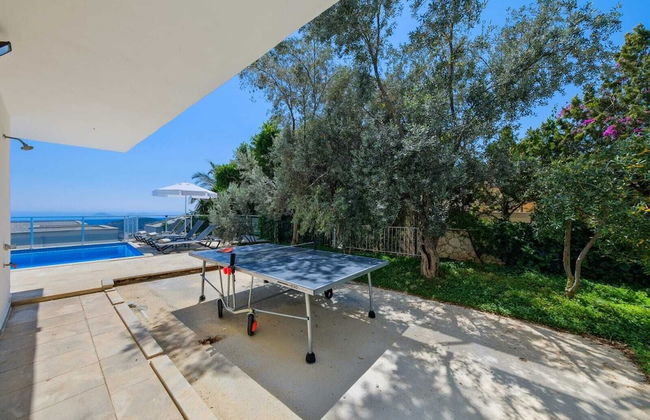 Villa Lumiere 3 Luxurious 5 bed Villa in Kiziltas Kalkan With sea Views - Photo 68