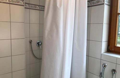 Ferienwohnung Im schönen Dorf - idyllische Lage mit Terrasse und Garten - Foto 13