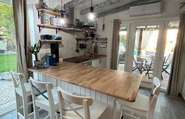 Cafofos da Zeta, Cozy Pool House - Foto 14