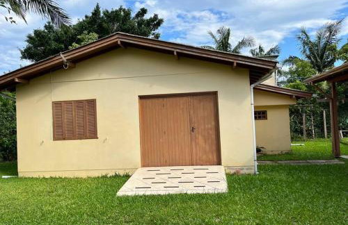 Casa na lagoa do Palmital com acesso à lagoa na propriedade e localizada apenas a 13 km da praia de Atlântida Sul e do Centro de Osório Lugar com Natureza-Wi-Fi 1 cama de casal e um beliche 2 solteiros - Foto 25