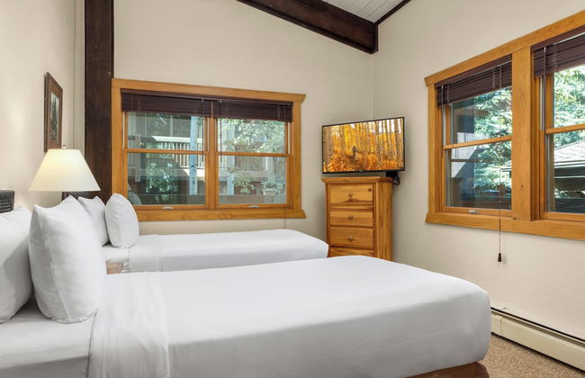 Top of the Village - Foto 61