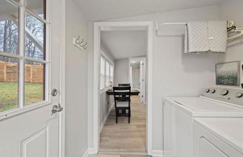 The Twisted Maple - Dogs Stay Free! - Foto 13