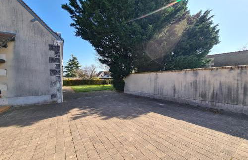 Maison de Charme avec Piscine Chauffée et Tennis à Proximité du Zoo de Beauval - FR-1-591-26 - Foto 4