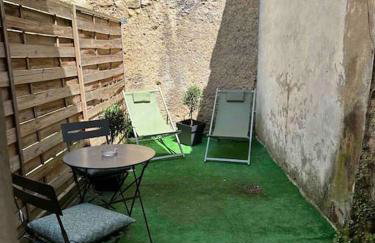 Vaste Appartement Rénové - Centre Ville - Foto 3