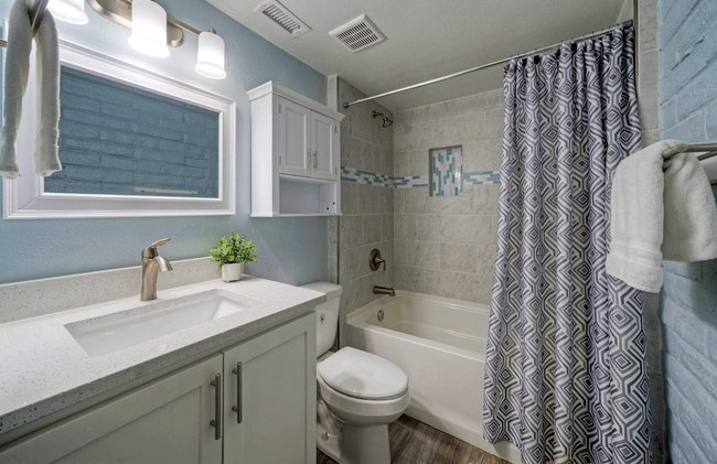 Beach Boardwalk Access Pool + Remodeled Interior Tropical Haven by Avantstay - Photo 35