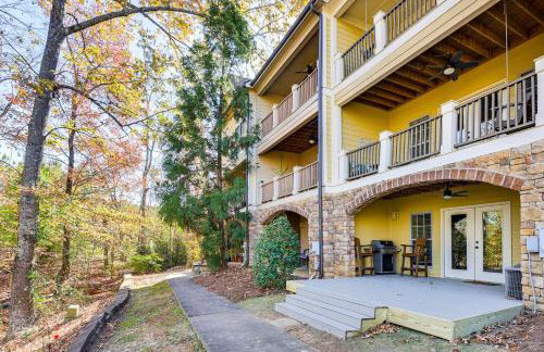 Private Patio, Decks Waterfront Eatonton Townhome - Foto 36