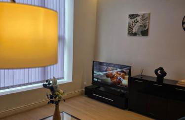 Deluxe 2BR Apartment Near City Center - Sleeps 6 - Foto 65