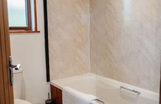 Woodpecker Lodge- A Pet Friendly Rural Retreat - Photo 36