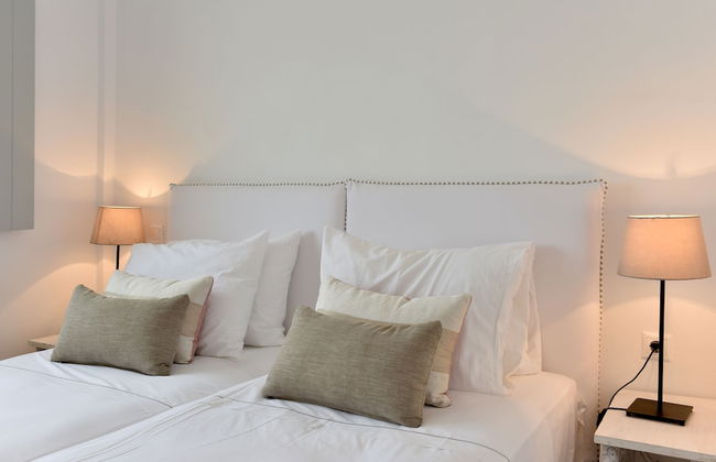 Ambassador Luxury Villas - Photo 8