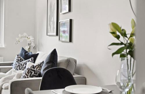 Luxury 1 bed flat South Woodford with parking - minutes walk to Central line Zone 4 - Foto 6