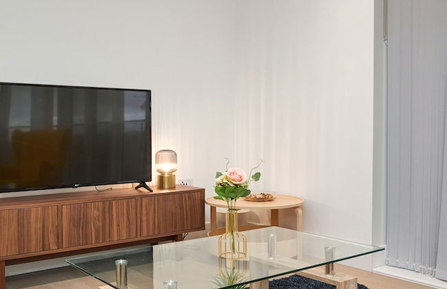 Impeccable 3-bed Apartment in London - Foto 16