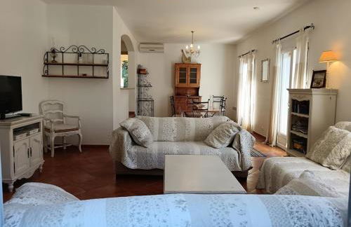 Maison de vacances avec piscine privative, Oustau des Oliviers vue dominante Colorado provençal - Foto 40