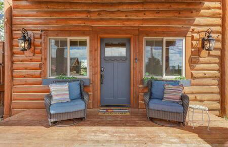 Cabin~Views~Heart of Town~W&D~Fireplace~Kitchen - Foto 44