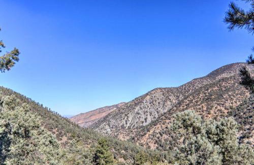 Idyllic Frazier Park Cabin Views, Pool Table - Foto 3