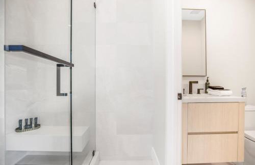 Villa Camellia - Charming 5 BR Home in the Heart of Studio City - Foto 82