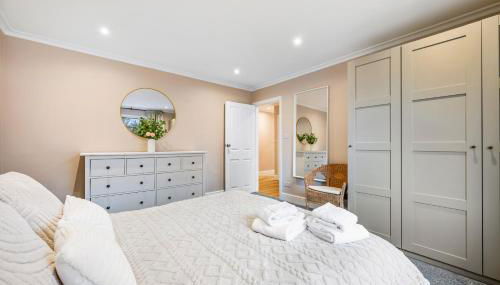 Lovely Ealing 3 Bed Flat - Foto 2, wardrobe