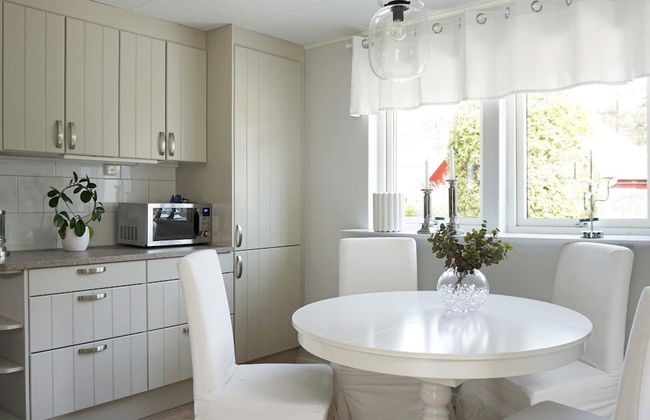 6 Person Holiday Home in Stromstad - Photo 4