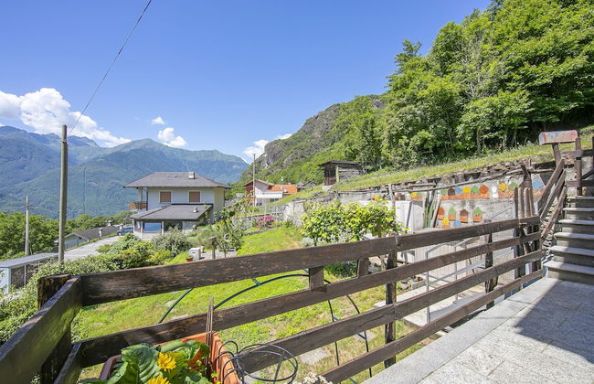 Cherry Tree House Family Friendly - Photo 26