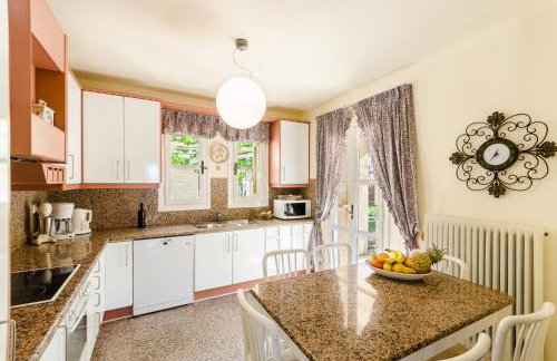Villa Anna Maria - 3 Bedroom, Private Pool - Sleeps 8 - Photo 24