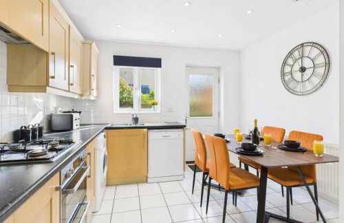 Desert Orchid by Signature Stays - Racecourse - Parking - 5-Bed - Photo 21