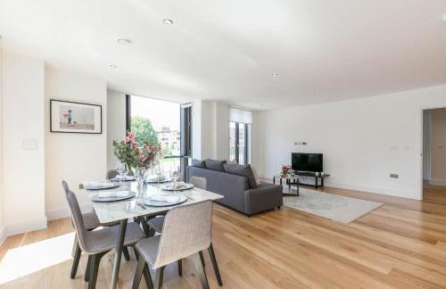 Portobello Apt with Floor-to-Ceiling Views - Foto 17