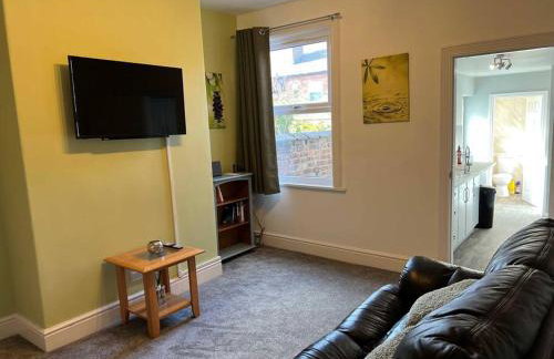 Spacious 2-Bedroom House In Stockton Heath With Free WiFi By Amazing Spaces Relocations Ltd - Foto 23