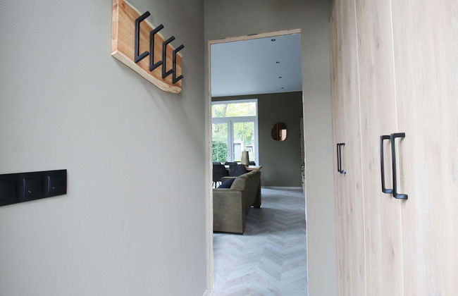 Modern Holiday Home With Decorative Fireplace - Foto 2