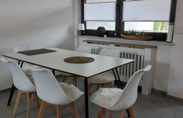 Stilvolle zwei Etagenwohnung, Parkplatz - Foto 9