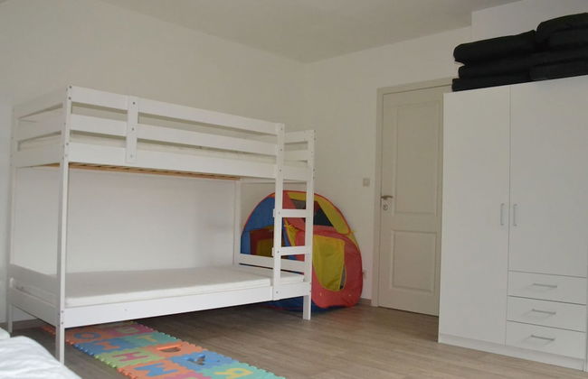 Apartment in Antwerp Near Verbeke Museum - Photo 2