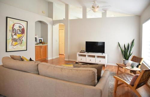 Artisan's Retreat - Poolside Paradise Near Disney - Foto 13