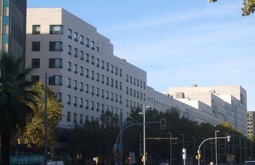 ApartsNouBcn Equador Les Corts - Photo 48