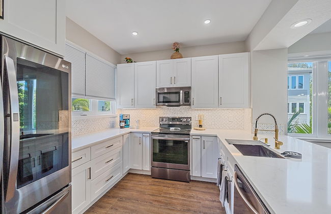 Sunshine Cottage At Cedars 2 Bedroom Condo by RedAwning - Foto 8