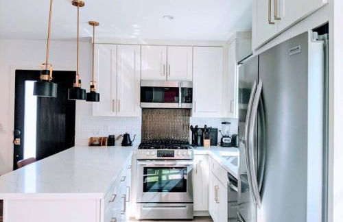 Downtown Culver City New Designer Lux 1 Bedroom - Photo 10