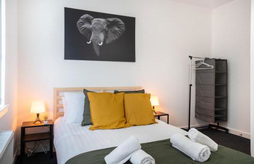 2 Bedroom Apartment-Free Parking-by Holiday Homes - Foto 8