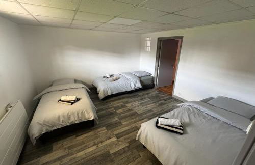 La Chaume Centre village Magny-Cours 2 chambres 5 personnes ou 3 chambres 8 personnes - Foto 7