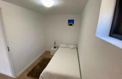 Machico flat center near beach w parking - Foto 29